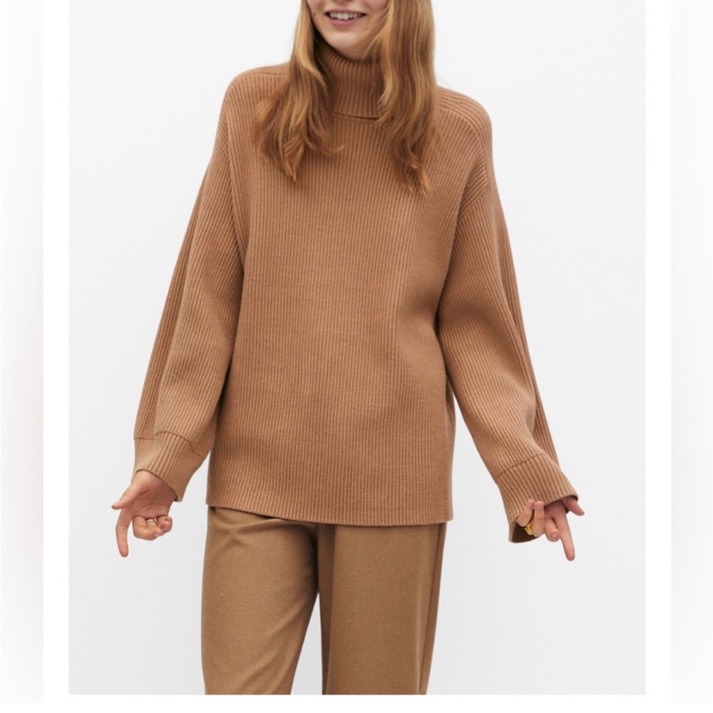 SOLD MANGO tan oversized ribbed sweater Large L
